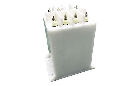 什么情況會(huì)引起補(bǔ)償電容器發(fā)生過電流？
